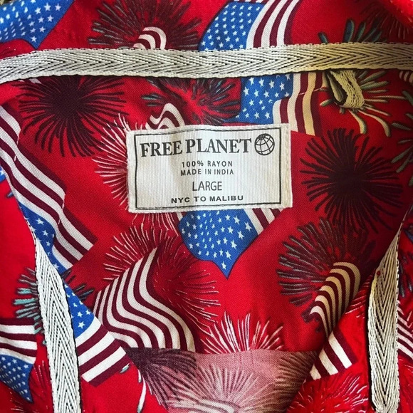 NWOT Free Planet button down shirt - Picture 7 of 7